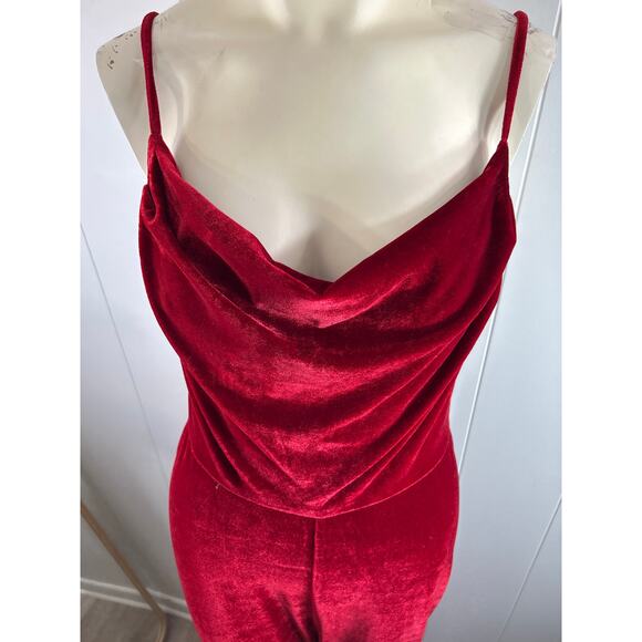 Laundry by Shelli Segal Womens Red Velvet Straight Leg Jumpsuit. Size 10. NWOT - Picture 4 of 8
